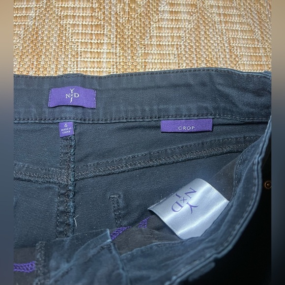 NYDJ Women's Black Cropped Denim Jeans, Size 6 - Picture 8 of 10